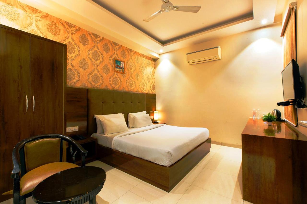 The Vegas By De Pavilion, Delhi Airport Exterior foto